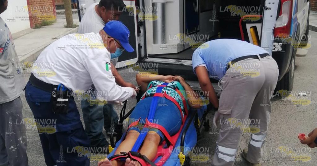 ¡Derriba a pareja en moto!