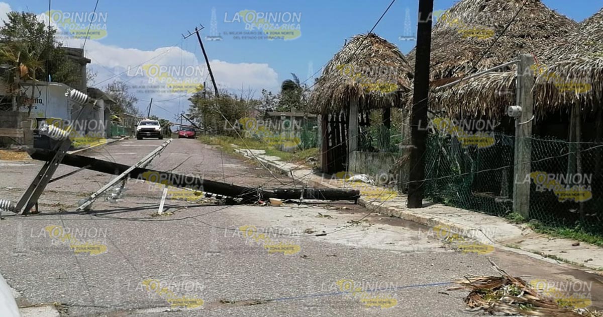Desesperación por falta de telefonía, luz e Internet, en Cazones