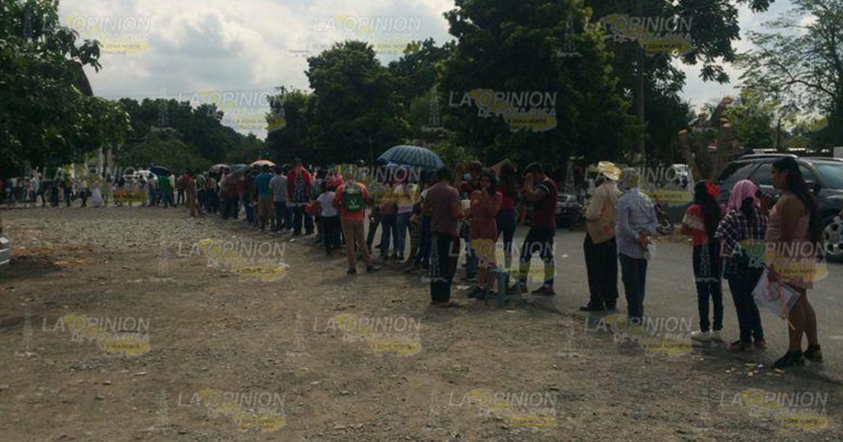 Jóvenes de 18 a 29 responden a la jornada de vacunación