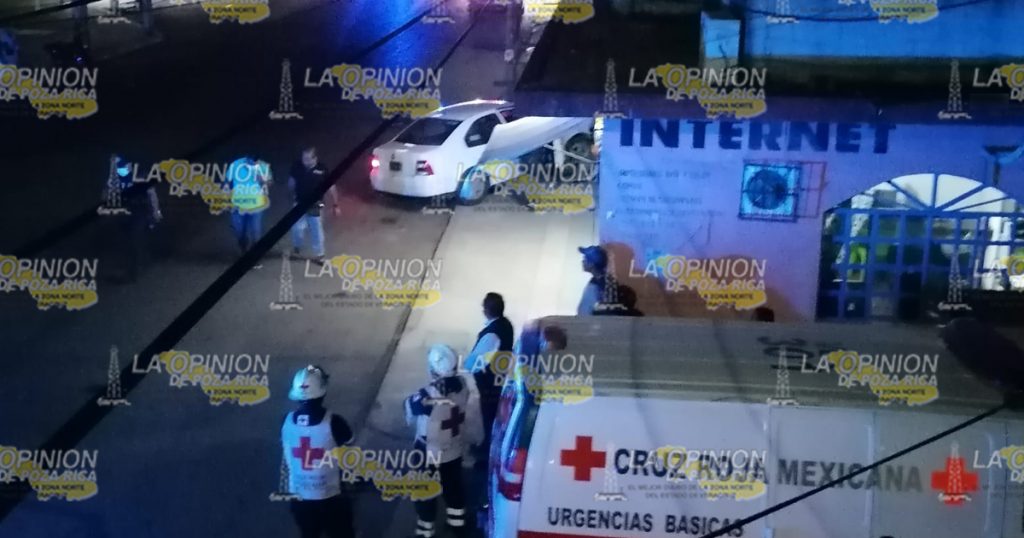 Lo ejecutan adentro de su carro