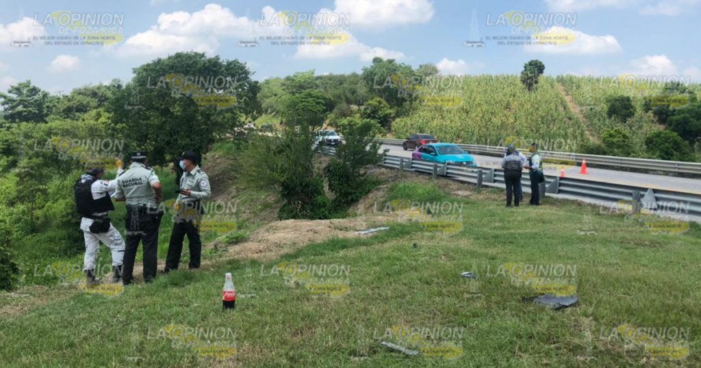 Muere automovilista en volcadura autopista México - Tuxpan