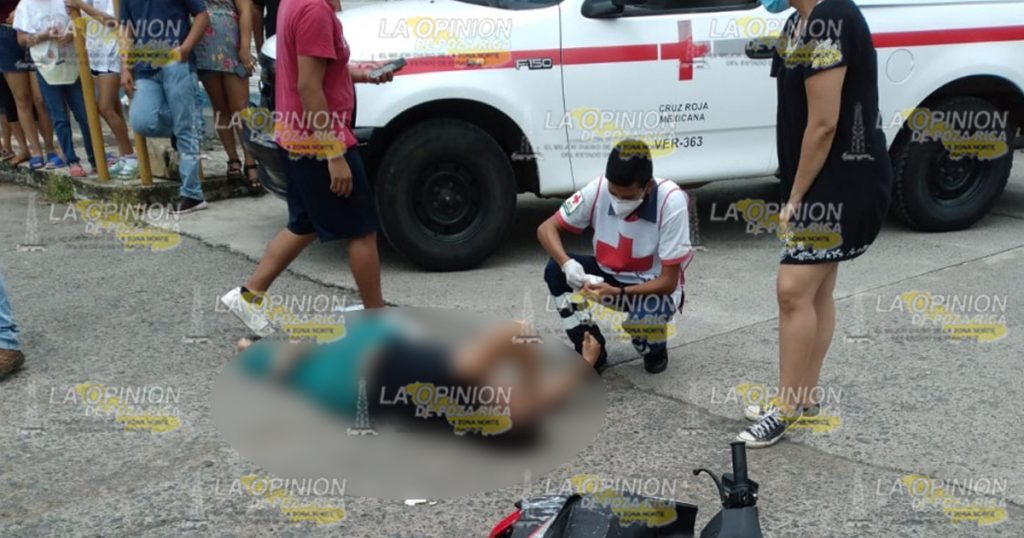 Mujer y menor lesionados en accidente