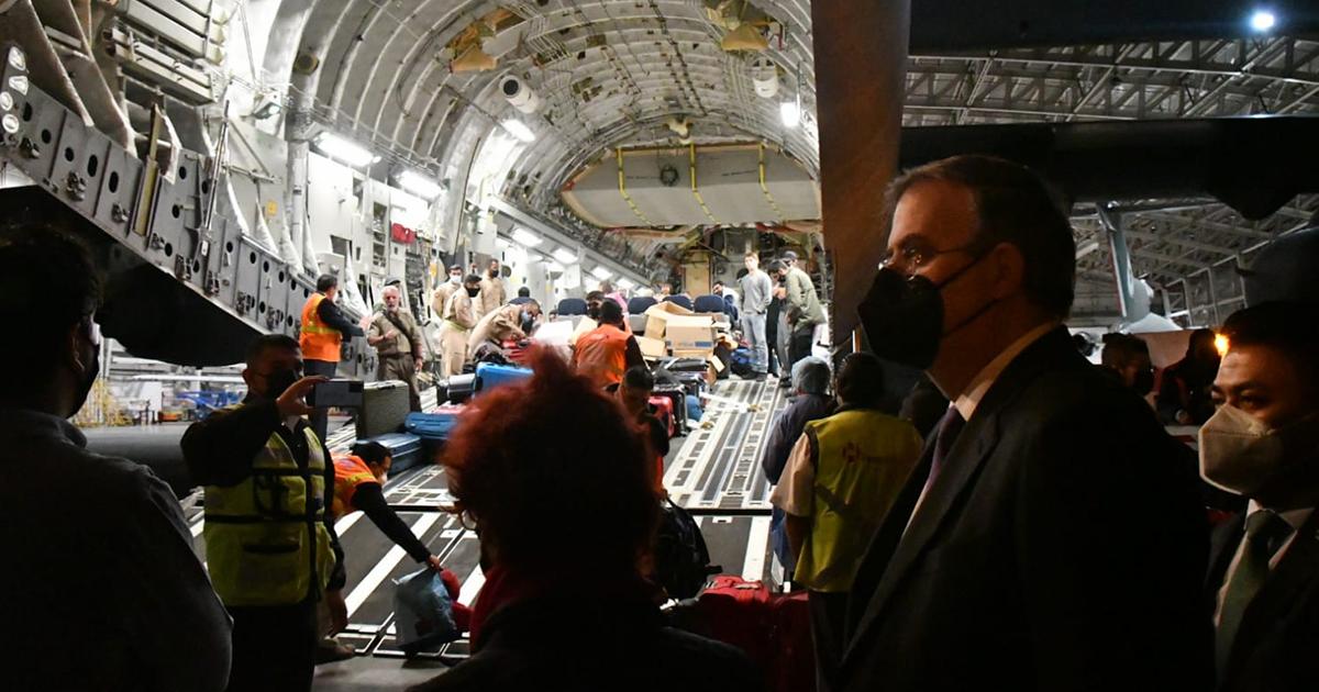 México recibe a 124 refugiados afganos