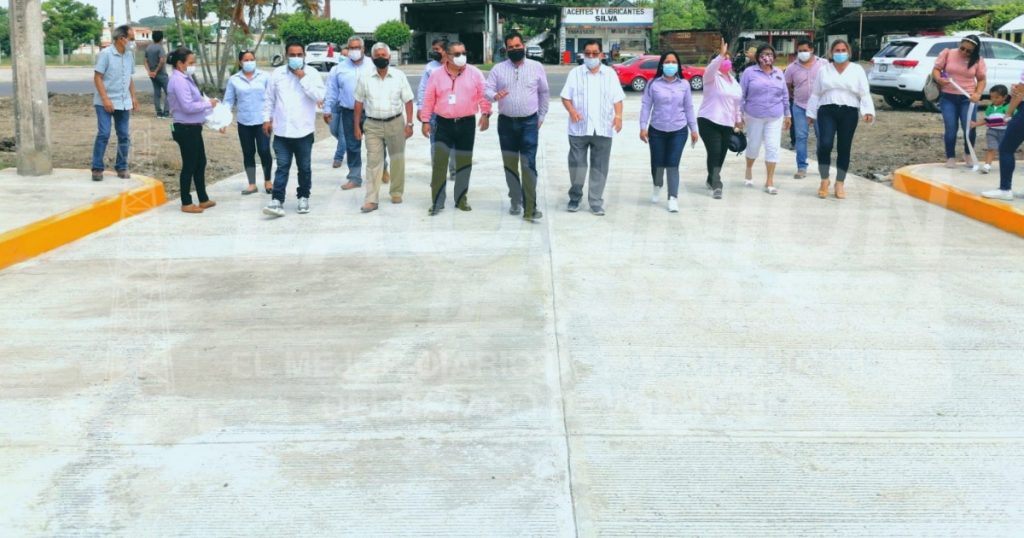 Continúa la entrega de obra en Naranjos