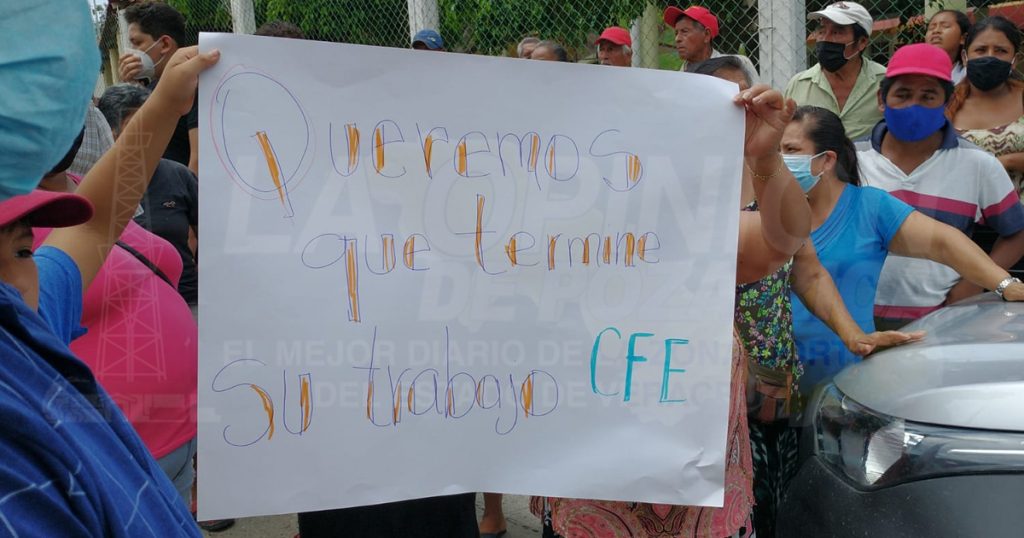 Se manifiestan contra la CFE