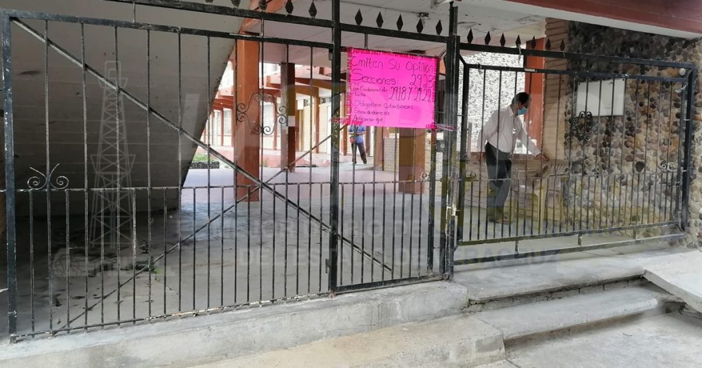 Se les durmió el gallo a papantecos