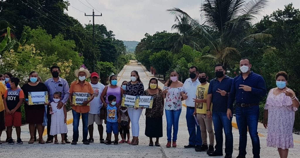 Población rural de Tihuatlán, con más obras