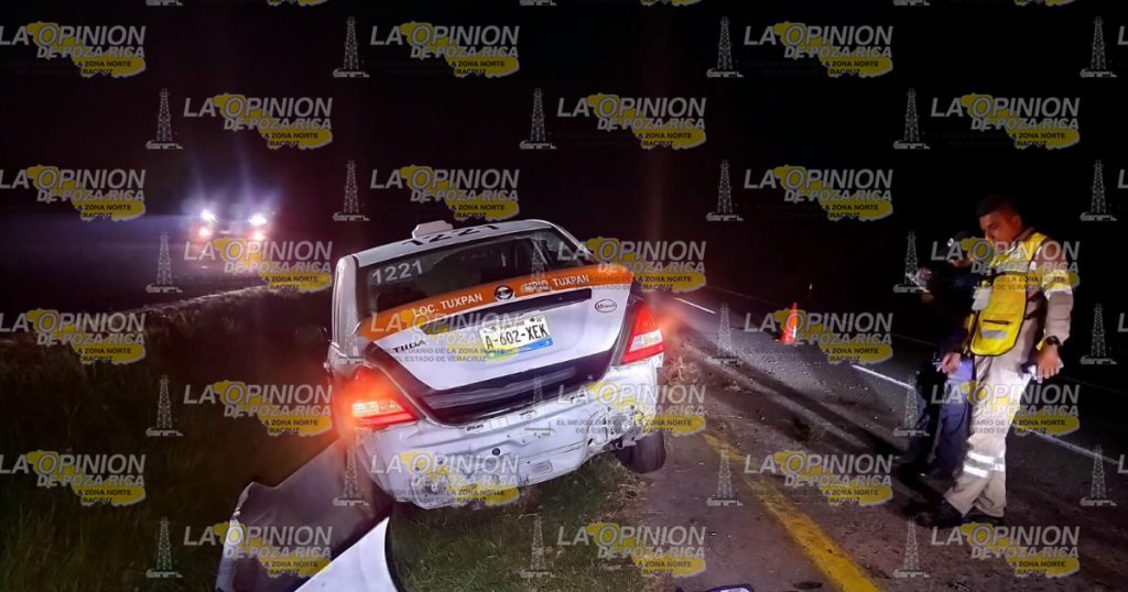 ¡Abandonan taxi en la autopista!