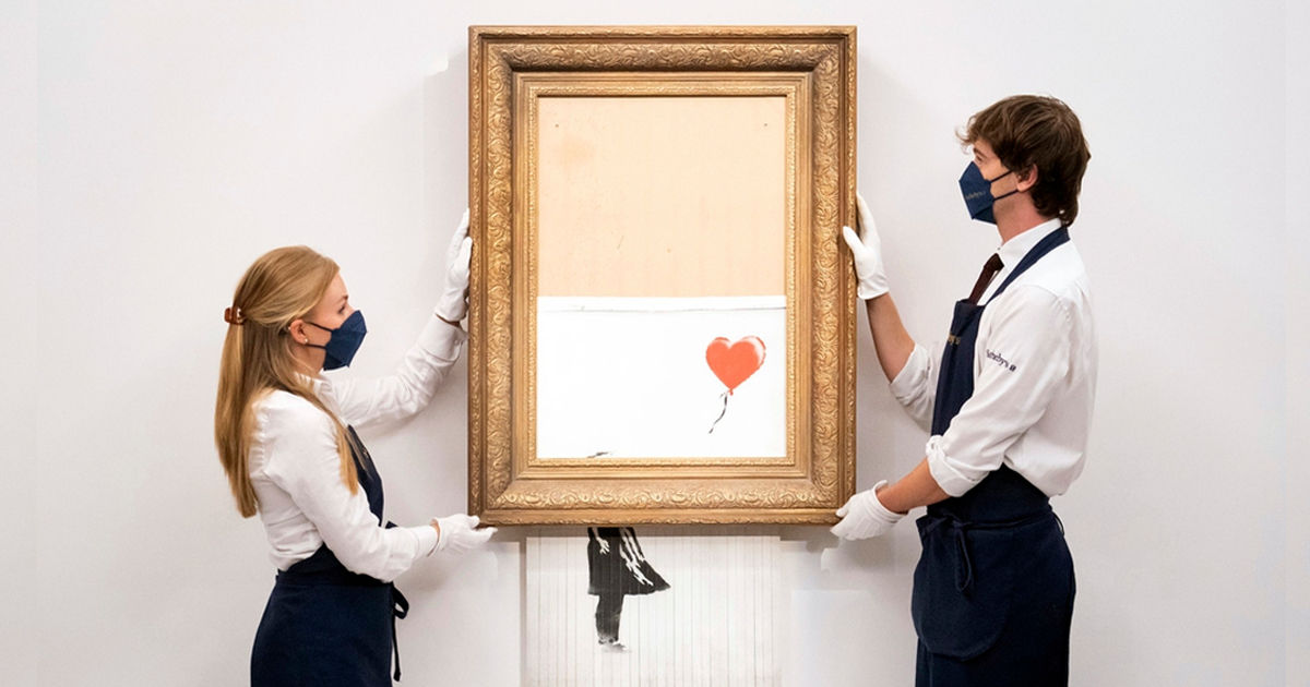 Subastan cuadro destruído de Bansky en más de 100 millones de pesos; así luce