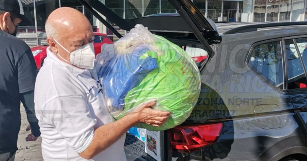 Llega ayuda ciudadana