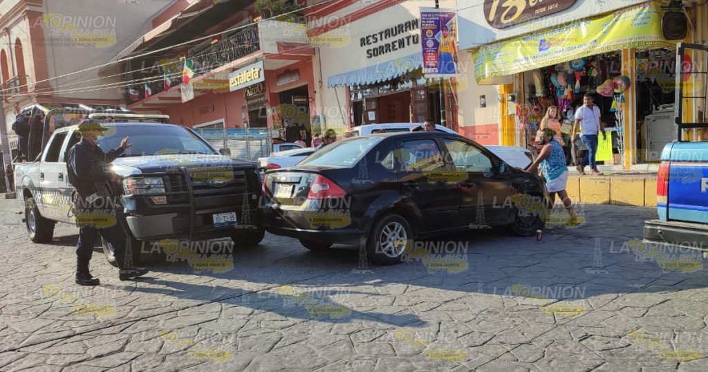 Escandalizaba en la vía pública