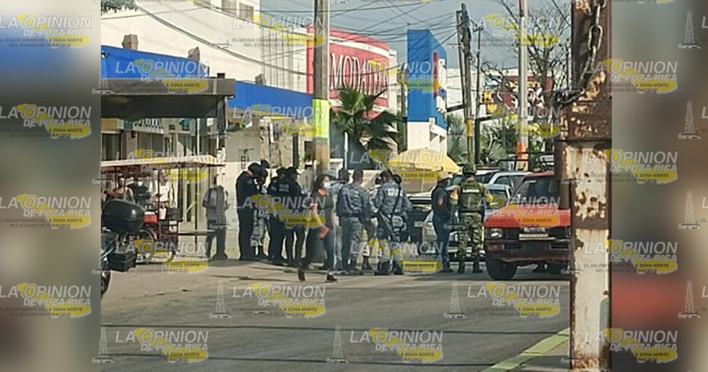 (Video +18) Persecución policíaca deja un civil muerto en Huejutla