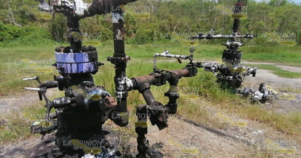 Reportan explosiones en pozo de PEMEX