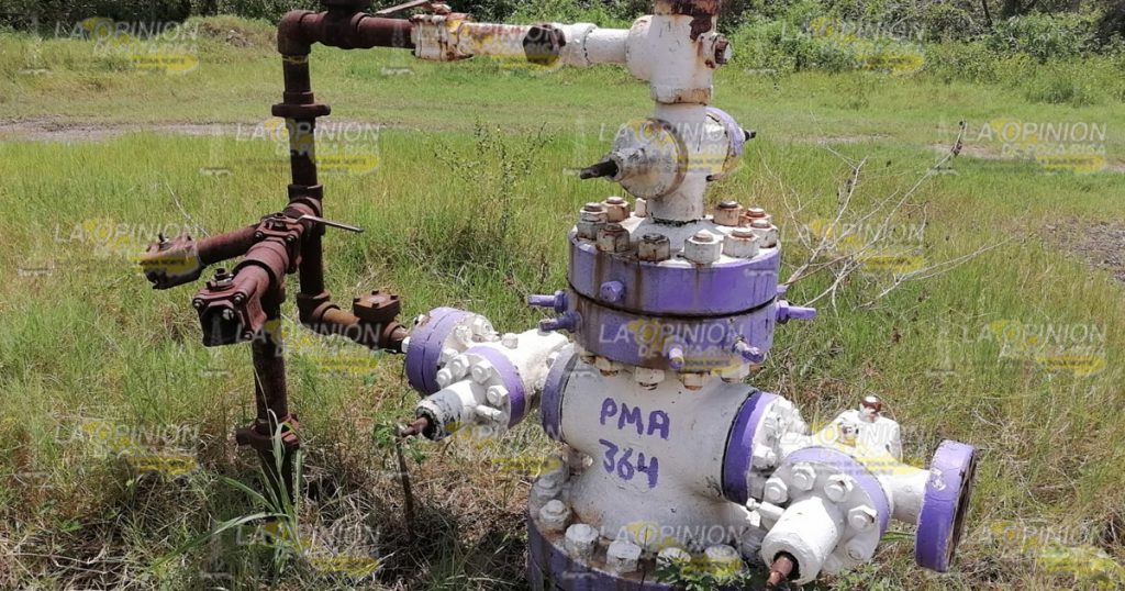 Reportan explosiones en pozo de PEMEX