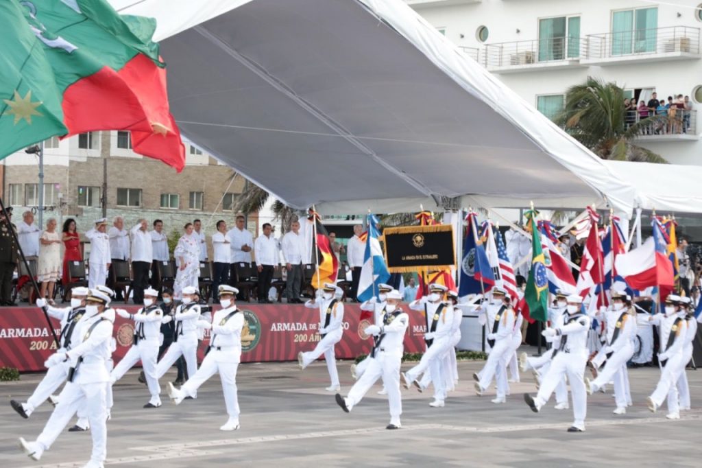 AMLO y Cuitláhuac celebran 200 años de la Armada de México en el Puerto de Veracruz