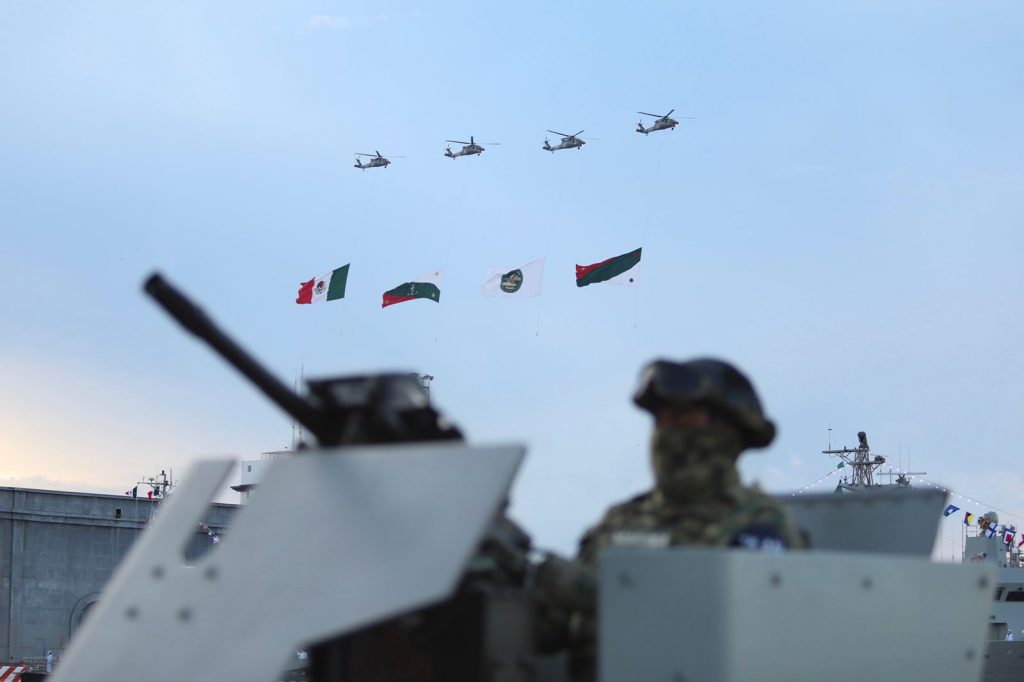 AMLO y Cuitláhuac celebran 200 años de la Armada de México en el Puerto de Veracruz