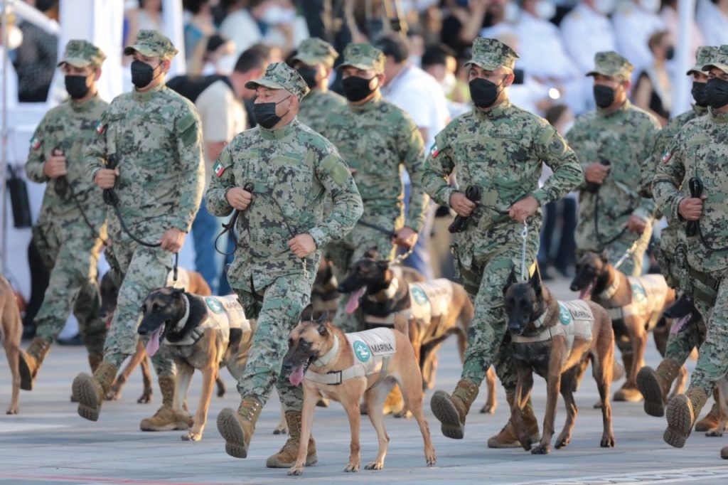 AMLO y Cuitláhuac celebran 200 años de la Armada de México en el Puerto de Veracruz