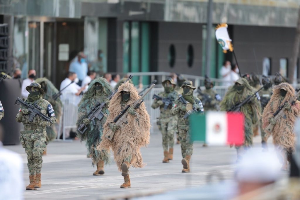 AMLO y Cuitláhuac celebran 200 años de la Armada de México en el Puerto de Veracruz