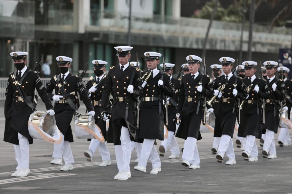 AMLO y Cuitláhuac celebran 200 años de la Armada de México en el Puerto de Veracruz