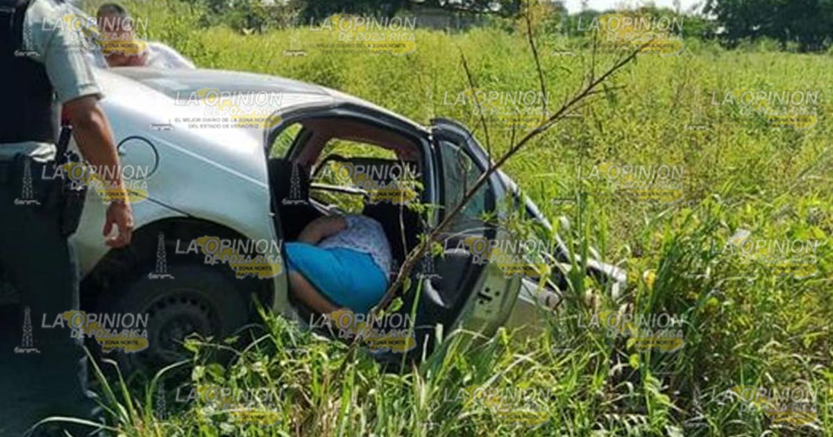 Aparatoso accidente deja 3 heridos Aparatoso accidente deja 3 heridos2