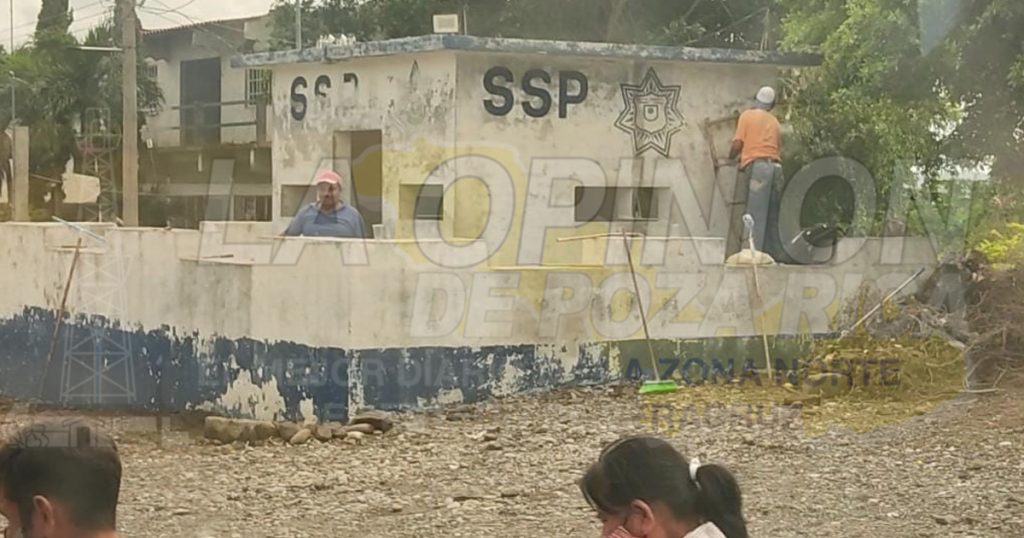 Rehabilitan casetas de vigilancia