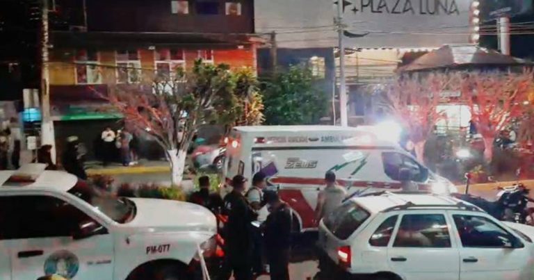 Colaboradoras de Félix Salgado son heridas