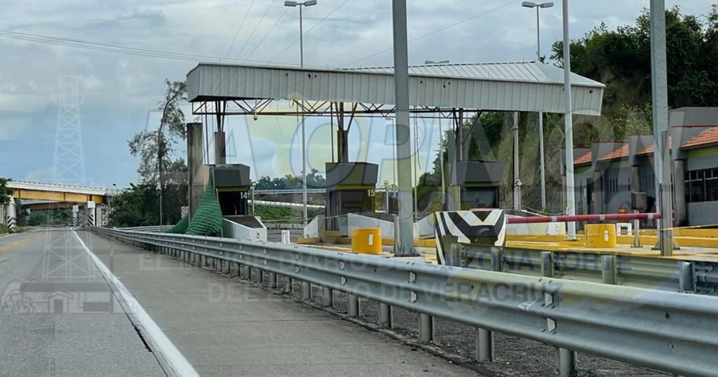 Daño en caseta México - Tuxpan podría causar problemas de circulación