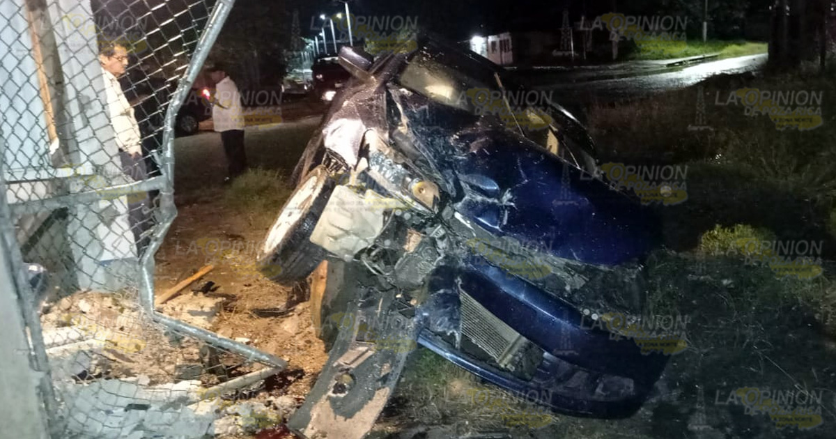 Estrella auto en una lavandería