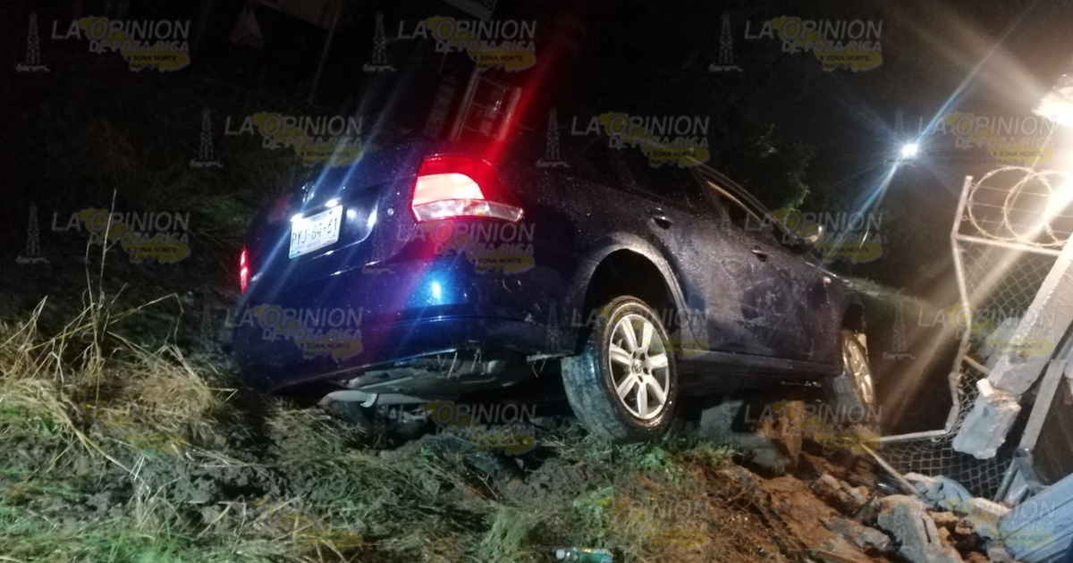 Estrella auto en una lavandería
