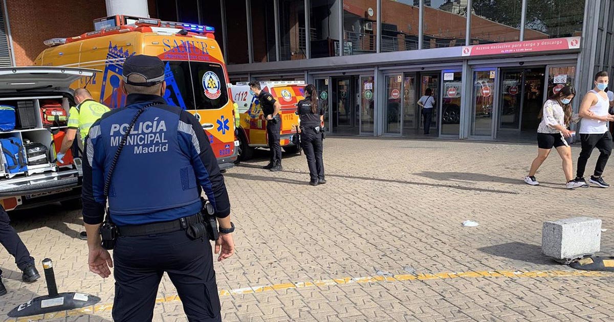 Joven detenido por apuñalar a un hombre al interior de un tren