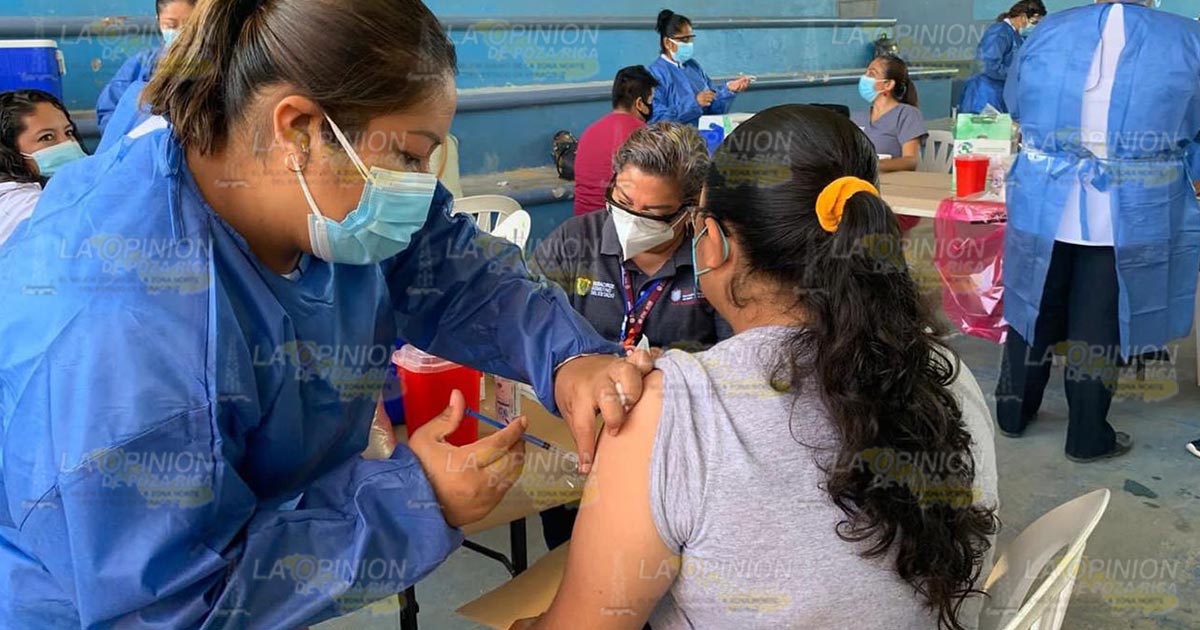 Llaman a jóvenes a participar en proceso de vacunación anti-COVID