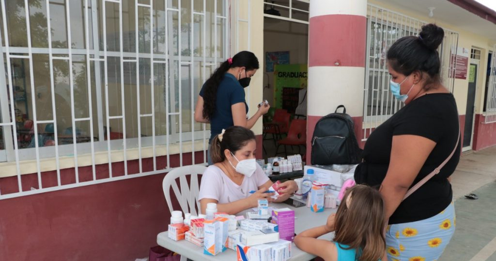 Resuelven rezagos sociales de Poza Rica