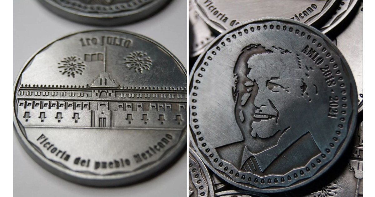 Esto cuestan y así se comercializan las monedas con el rostro de AMLO