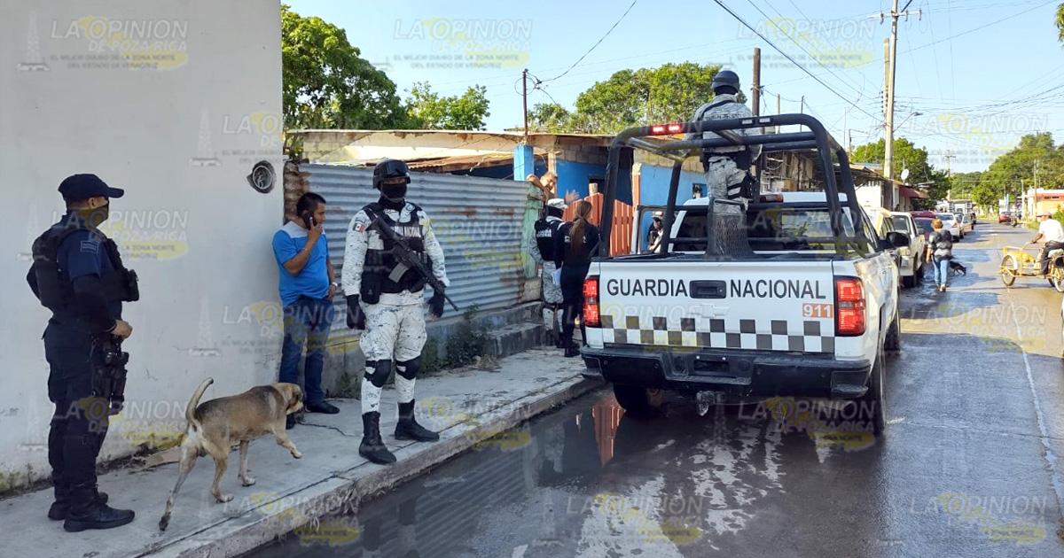 No se movía y estaba tirado en la calle