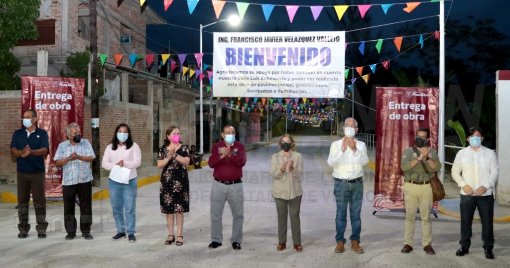 Entrega alcalde Velázquez Vallejo, obras por más de 9 millones de pesos
