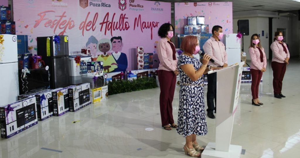 Realizan evento virtual del Adulto Mayor 2021