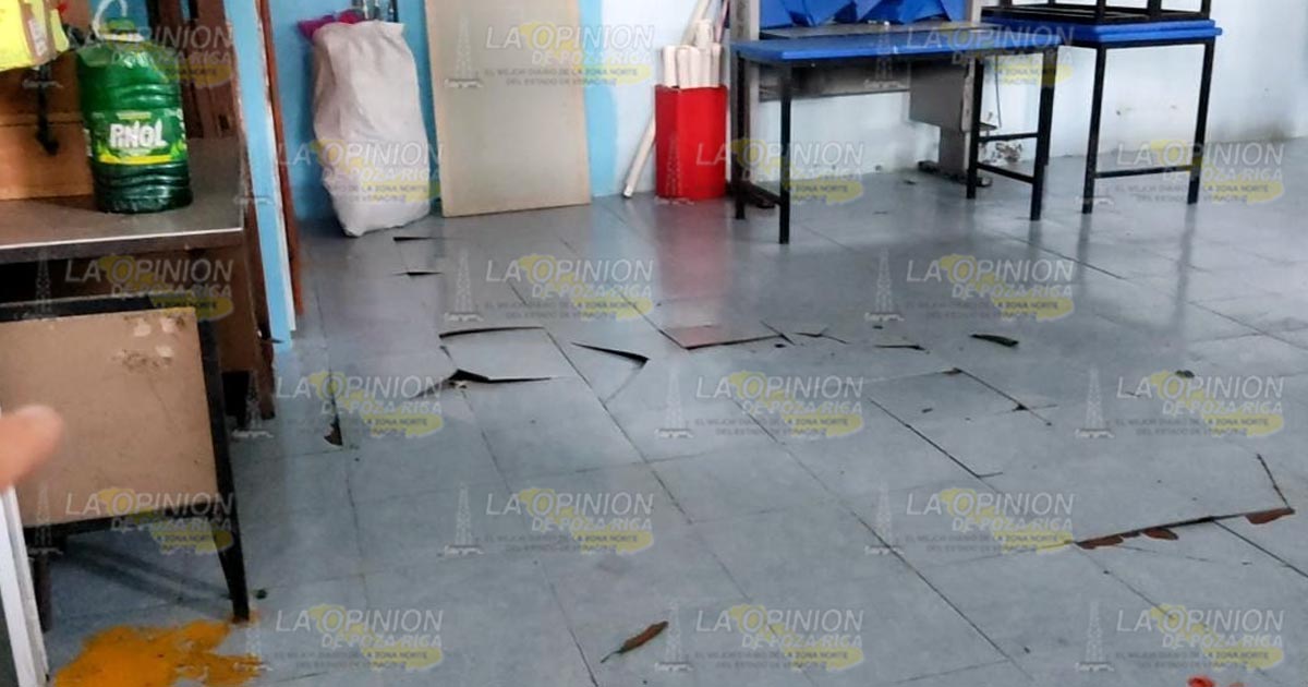 Se hunde infraestructura de escuela primaria