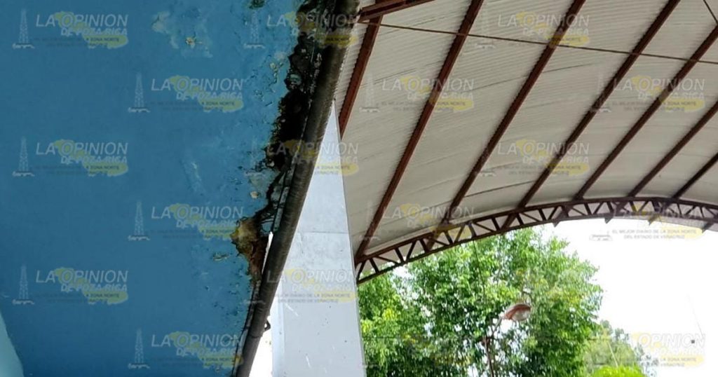 Se hunde infraestructura de escuela primaria