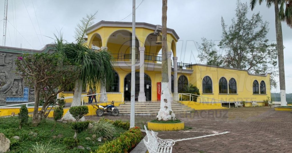 Pandemia pega revés en Tihuatlán y Castillo