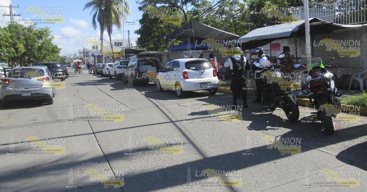 Chocan por alcance en avenida Las Palmas Chocan por alcance en avenida Las Palmas 6