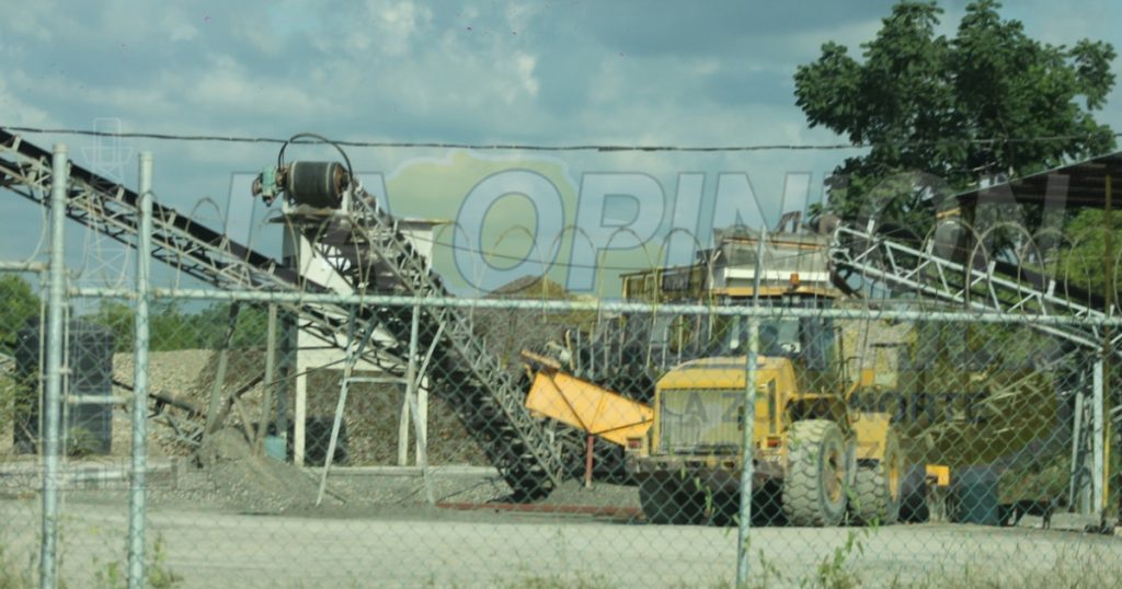 Consumen agua contaminada por culpa de la trituradora Santa Clara, en Cazones