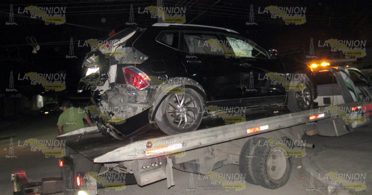 Despedazados tras aparatoso choque