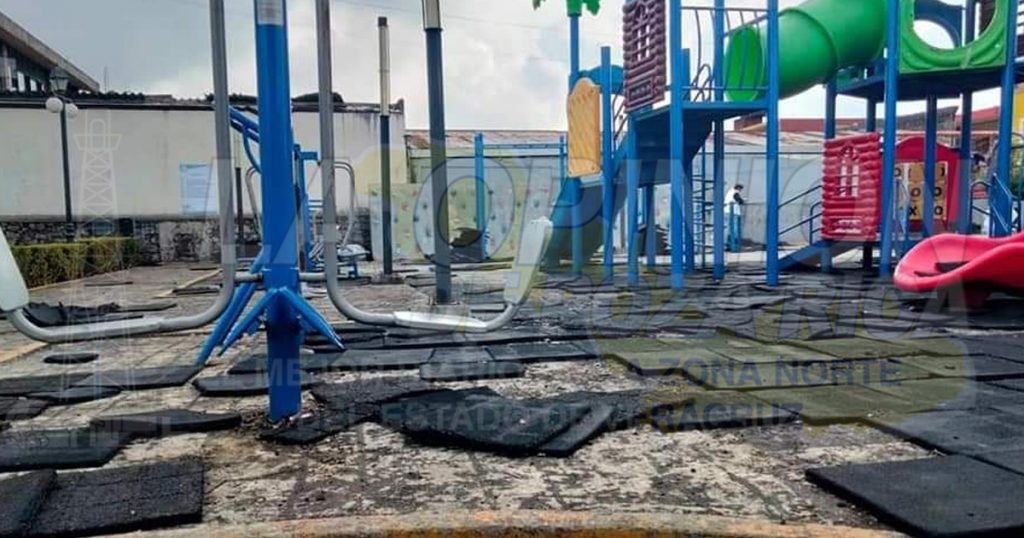 Deteriorados y en el abandono parques de la zona centro de Xicotepec