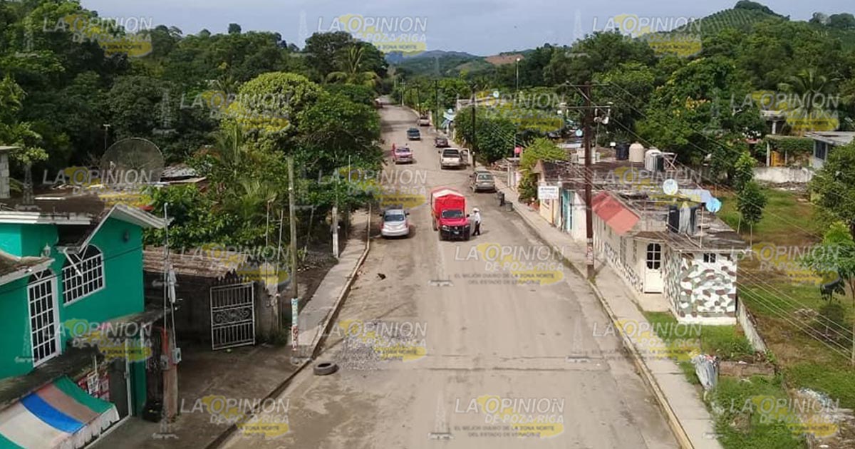 Exigen rehabilitación de carretera a Mequetla Exigen rehabilitación de carretera a Mequetla 2