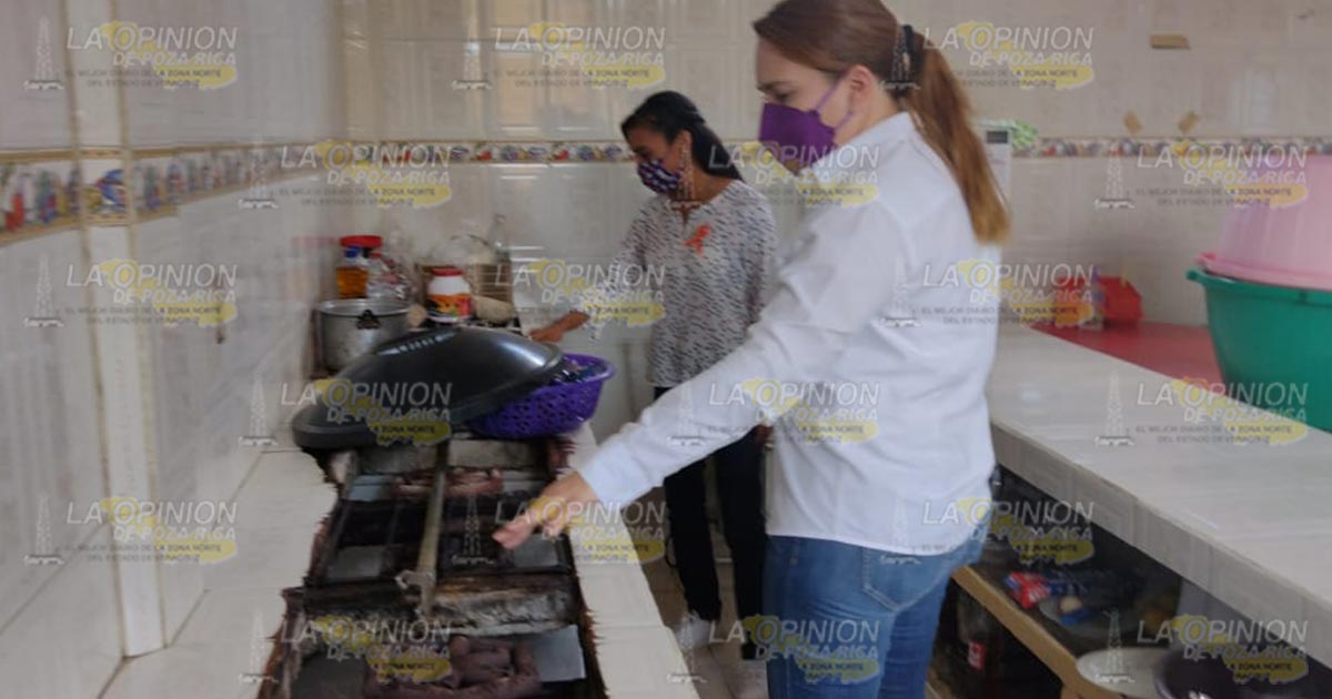 Necesarias más cocinas escolares: Padres de Familia Necesarias más cocinas escolares: Padres de Familia2