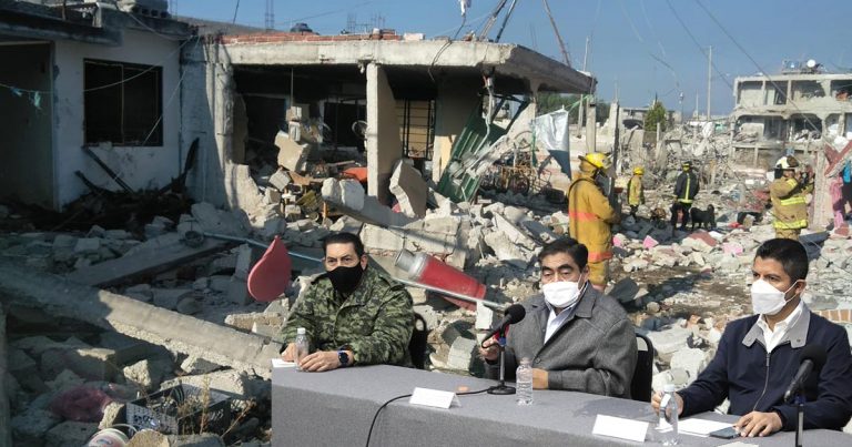 Decretan 2 días de luto por explosión en Puebla