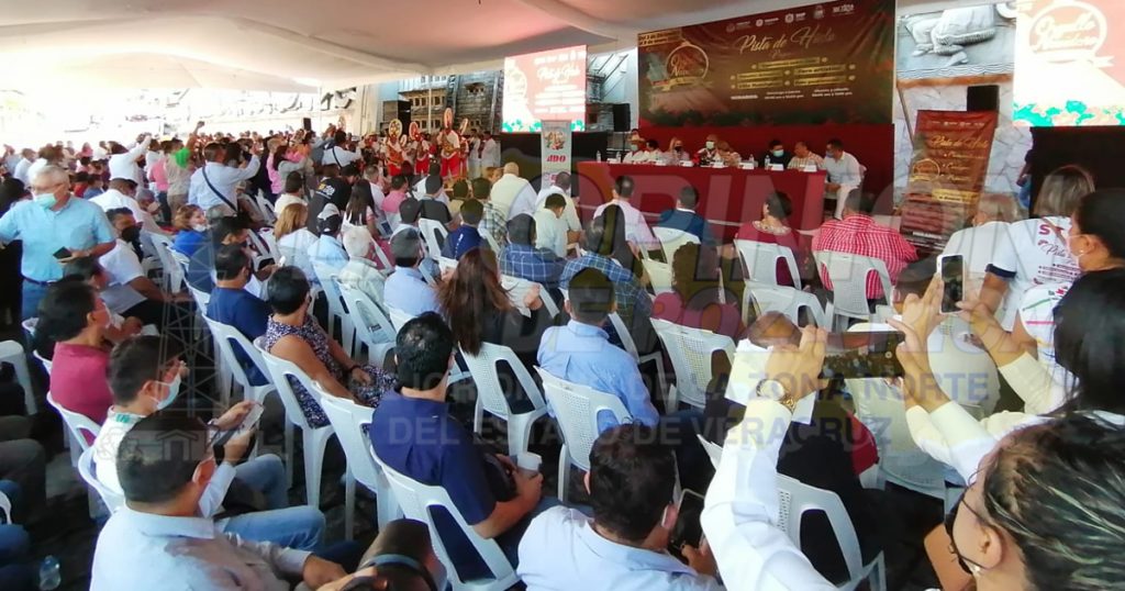 Presentan programa Orgullo Navideño, instalarán pista de hielo