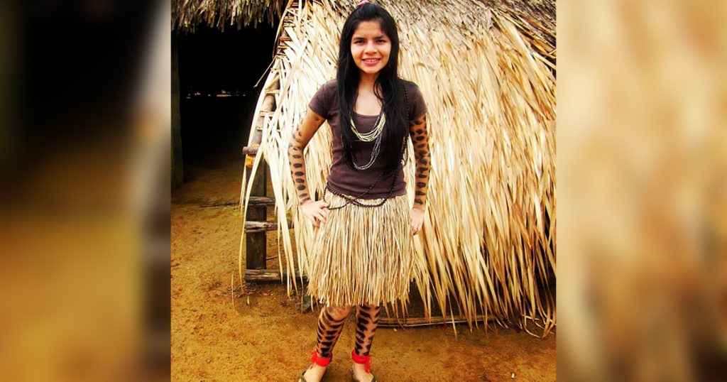 Quién es Txai Suruí, la joven del Amazonia que encandiló la COP26