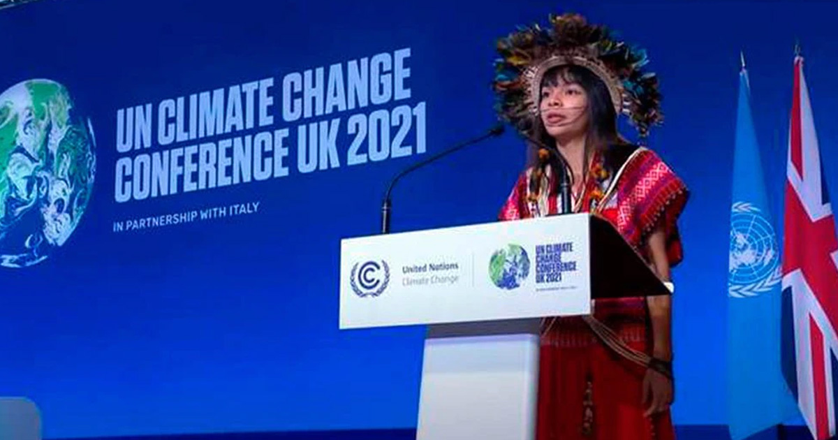 Quién es Txai Suruí, la joven del Amazonia que encandiló la COP26