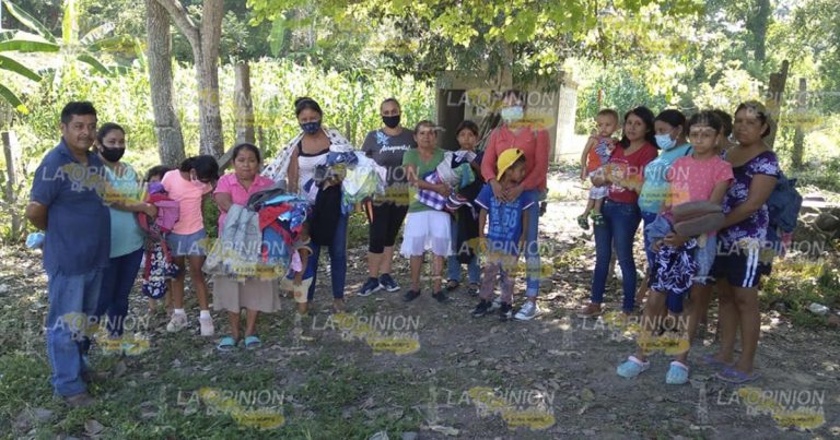Recaudan dulces y cobijas para familias vulnerables de Tancoco